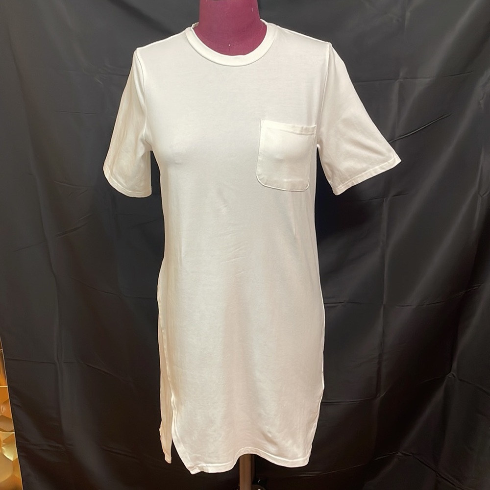 MP/C white T Shirt Dress size M